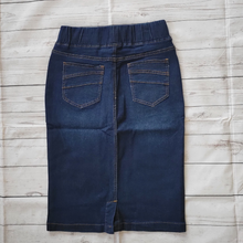 Load image into Gallery viewer, Elastic Waist Basic Denim Skirt