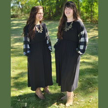 Load image into Gallery viewer, Plaid Sleeved Black Dress