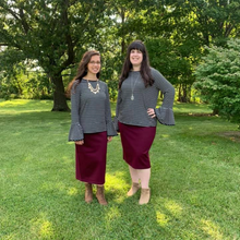 Load image into Gallery viewer, Burgundy Pencil Skirt